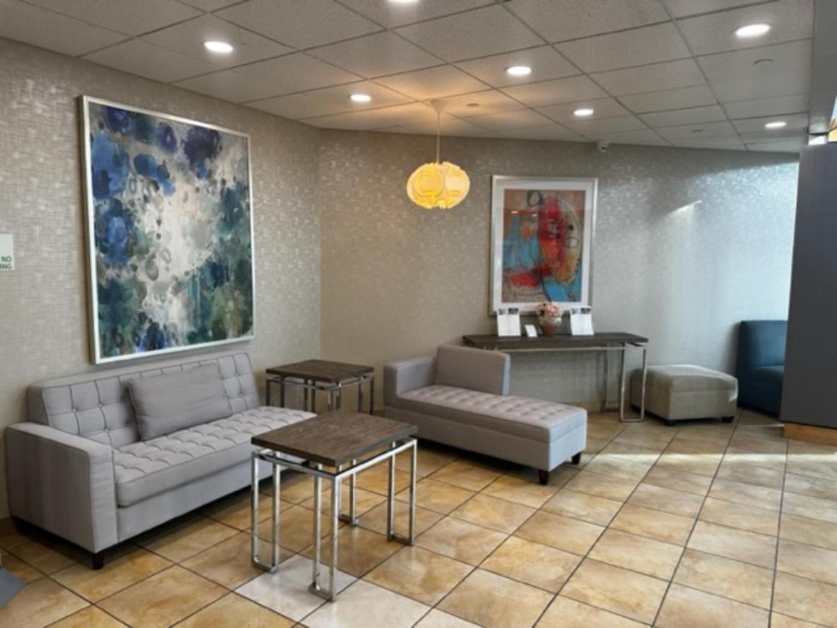 Holiday Inn Chicago - Elk Grove, An Ihg Hotel Elk Grove Village Kültér fotó